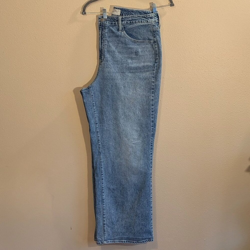 UNIVERSAL THREAD Wide Leg Jeans